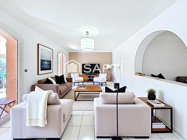 Vente Maison 7 pièces 182 m2 Le Revest les Eaux