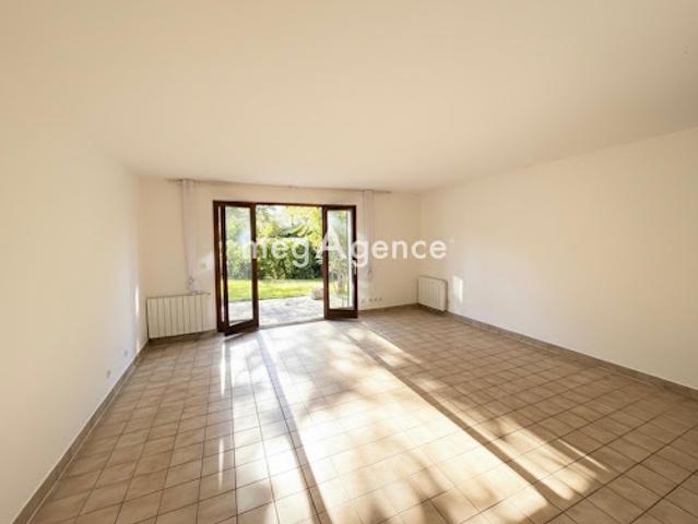 Vente Maison 7 pièces 182 m2 Saint Nom la Bretèche