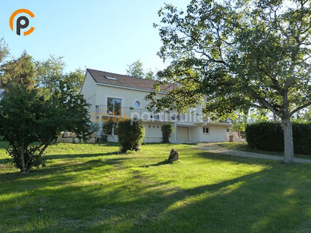 Vente Maison 7 pièces 182 m2 Saint Amand Montrond