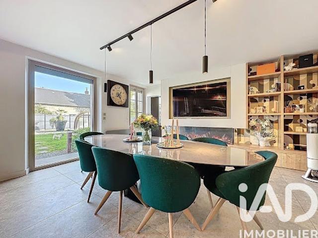Vente Maison 7 pièces 182 m2 Tracy le Mont