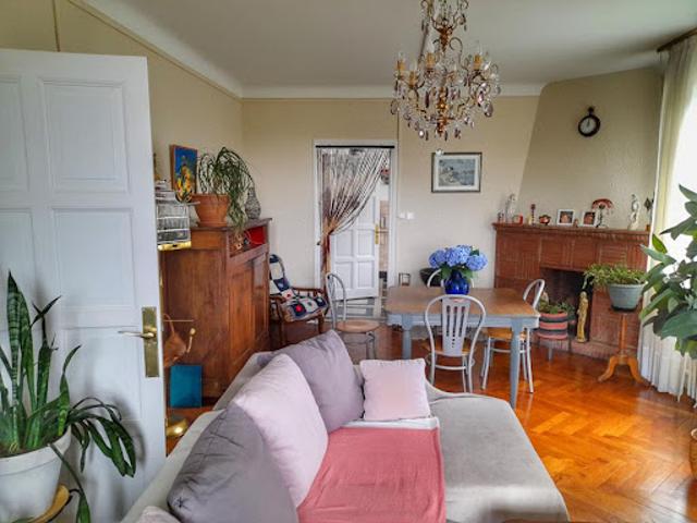 Vente Maison 7 pièces 182.9 m2 Oloron Sainte Marie