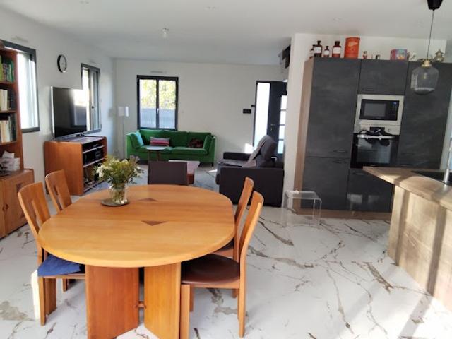 Vente Maison 7 pièces 183 m2 Montlouis sur Loire