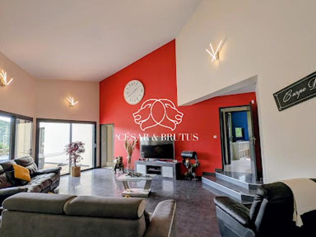 Vente Maison 7 pièces 183 m2 Coubon
