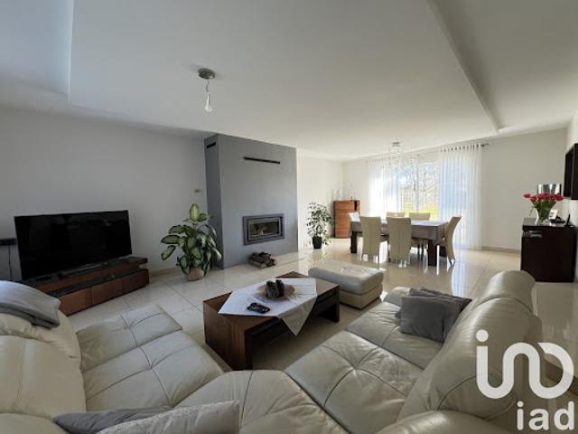 Vente Maison 7 pièces 183 m2 Roézé sur Sarthe