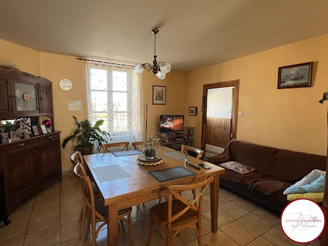 Vente Maison 7 pièces 183 m2 Vallenay