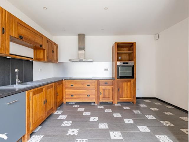 Vente Maison 7 pièces 183 m2 Varaize