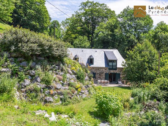 Vente Maison 7 pièces 194 m2 Aragnouet