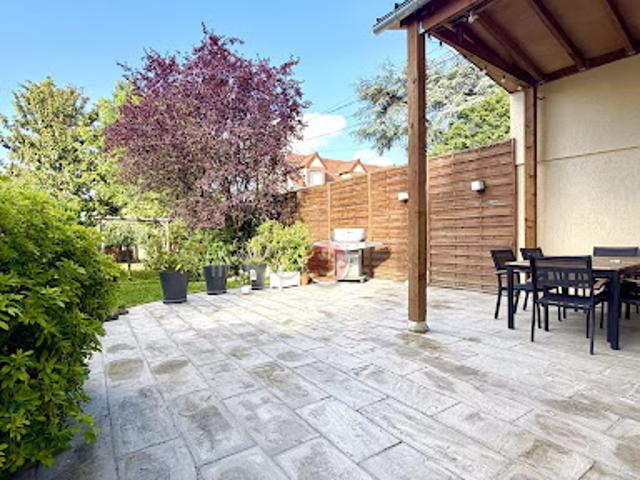 Vente Maison 7 pièces 194 m2 Le Raincy