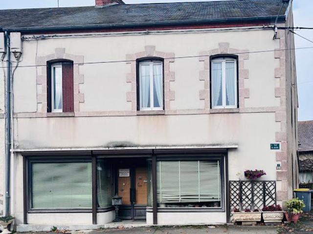 Vente Maison 7 pièces 194 m2 Treignat