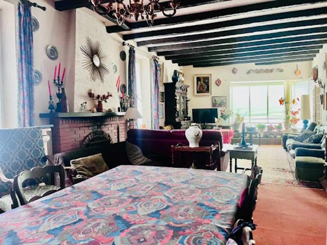 Vente Maison 7 pièces 194 m2 Treignat