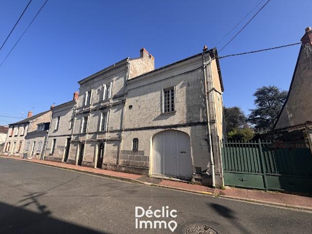 Vente Maison 7 pièces 195 m2 Descartes