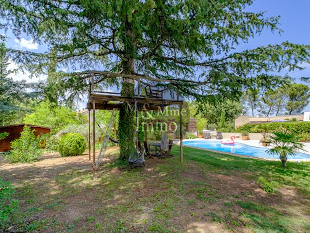 Vente Maison 7 pièces 195 m2 Gréasque