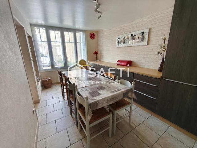 Vente Maison 7 pièces 195 m2 Loudun