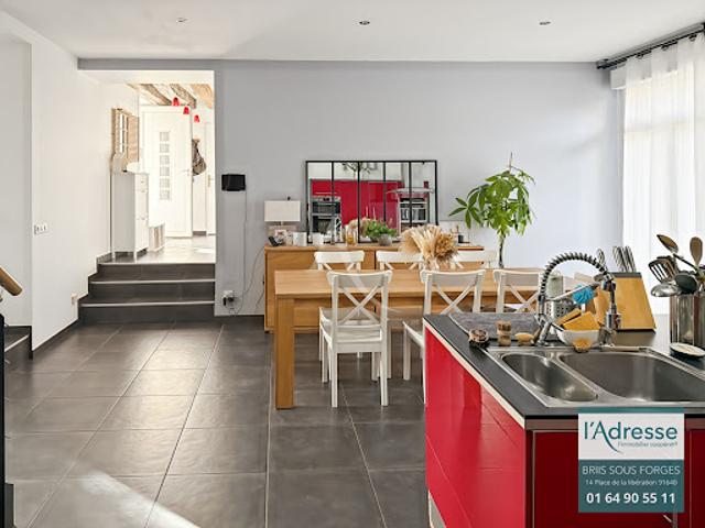 Vente Maison 7 pièces 195 m2 Vaugrigneuse