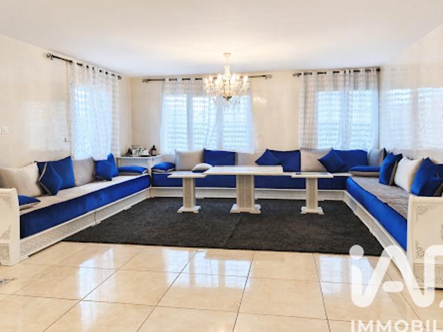 Vente Maison 7 pièces 195 m2 Vennecy