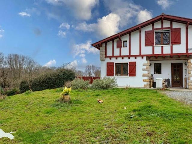 Vente Maison 7 pièces 196 m2 Arbonne
