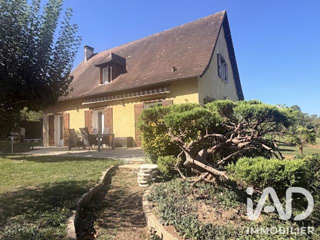 Vente Maison 7 pièces 196 m2 Boulazac