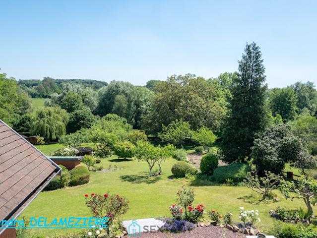 Vente Maison 7 pièces 196 m2 Flixecourt