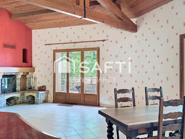 Vente Maison 7 pièces 196 m2 Les Brunels