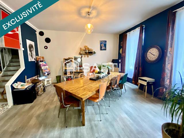 Vente Maison 7 pièces 196 m2 Puymiclan