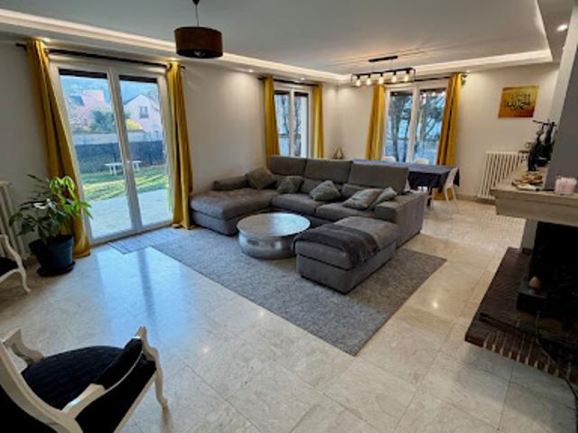 Vente Maison 7 pièces 196.34 m2 Evreux