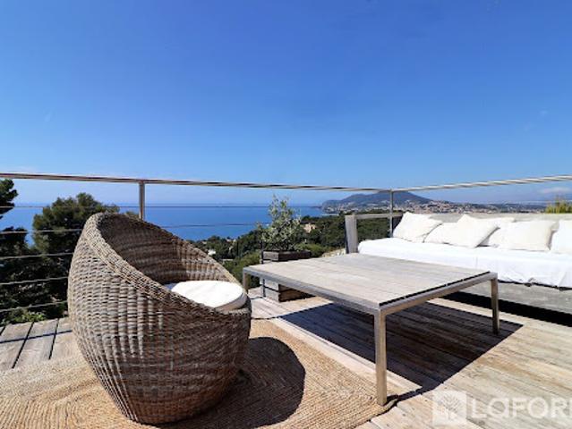 Vente Maison 7 pièces 196.5 m2 Carqueiranne