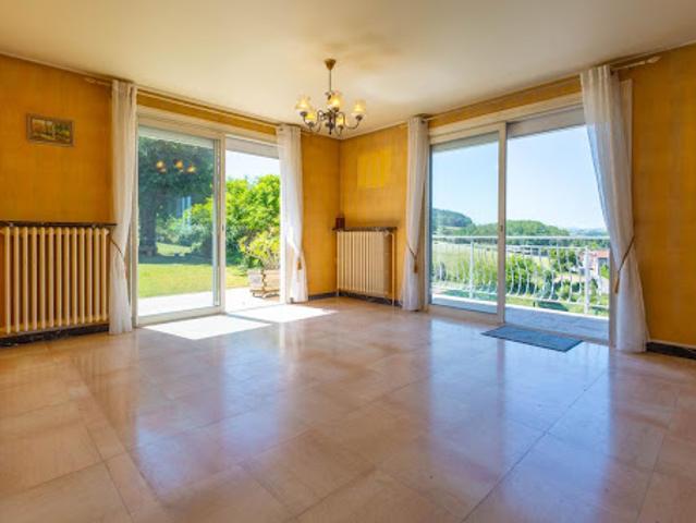 Vente Maison 7 pièces 197 m2 Eveux