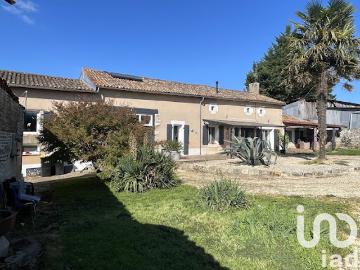 Vente Maison 7 pièces 198 m2 Brux
