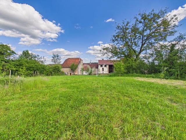 Vente Maison 7 pièces 198 m2 Combeaufontaine