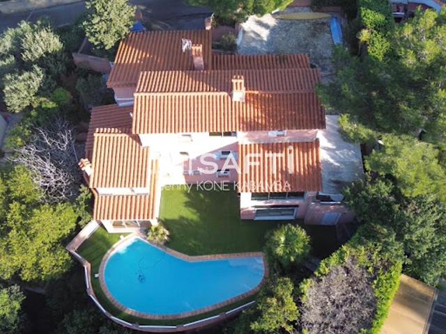 Vente Maison 7 pièces 198 m2 La Seyne sur Mer