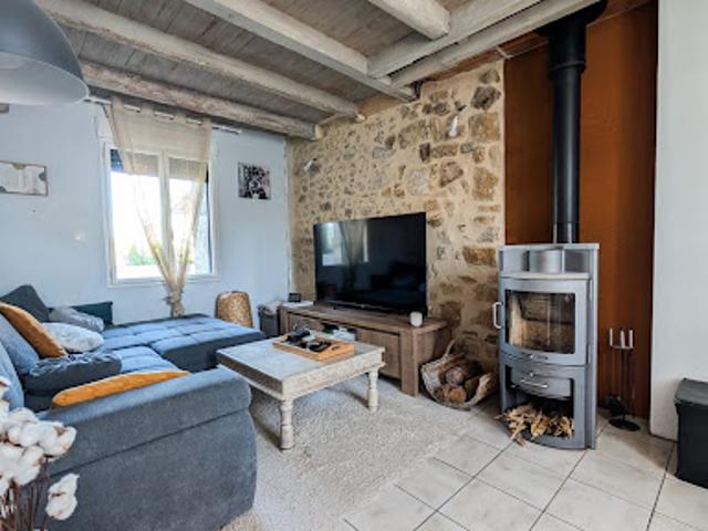 Vente Maison 7 pièces 198 m2 Saint Amand sur Sèvre