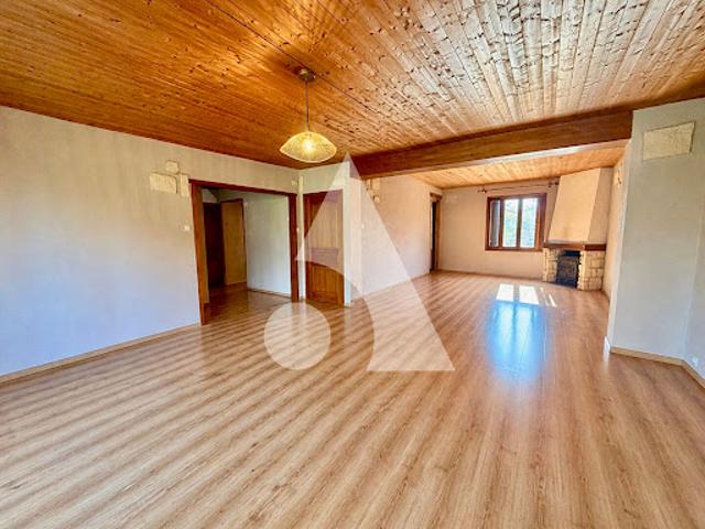 Vente Maison 7 pièces 198 m2 Saint Sauveur