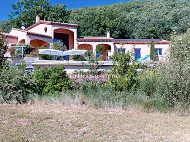 Vente Maison 7 pièces 198.68 m2 Les Plans