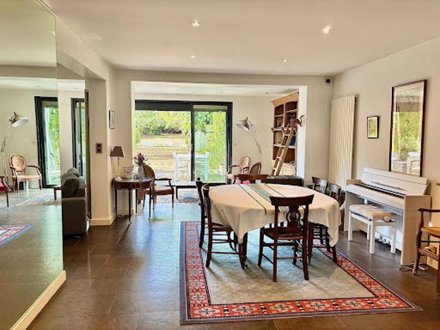 Vente Maison 7 pièces 199 m2 Merignac