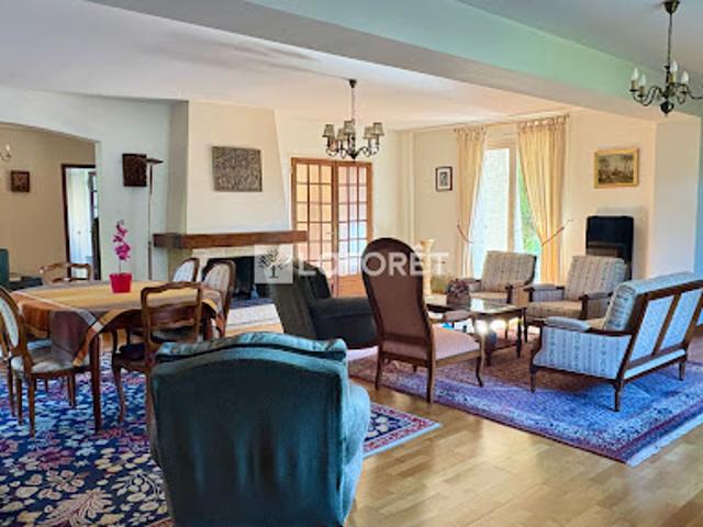 Vente Maison 7 pièces 199 m2 Castelnau le Lez