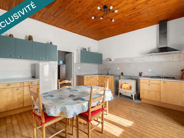 Vente Maison 7 pièces 199 m2 Estrablin