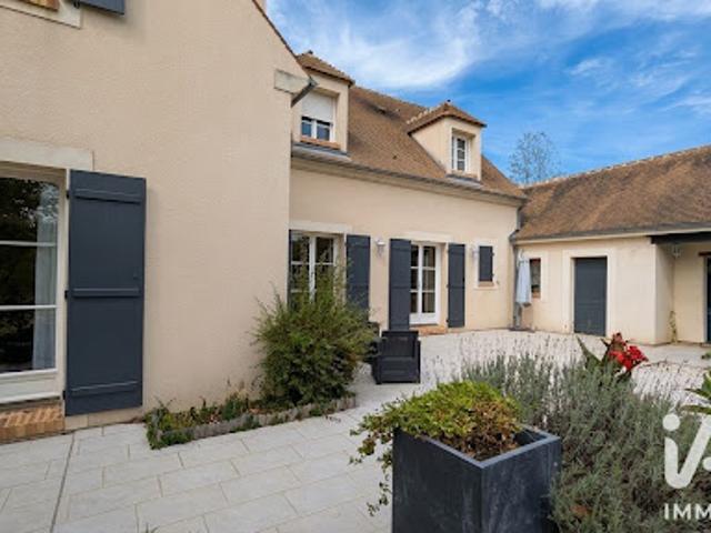 Vente Maison 7 pièces 199 m2 La Celle les Bordes
