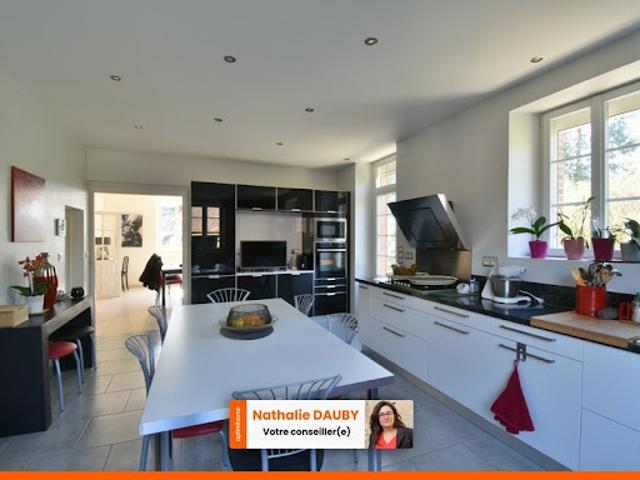 Vente Maison 7 pièces 199 m2 Ruffec