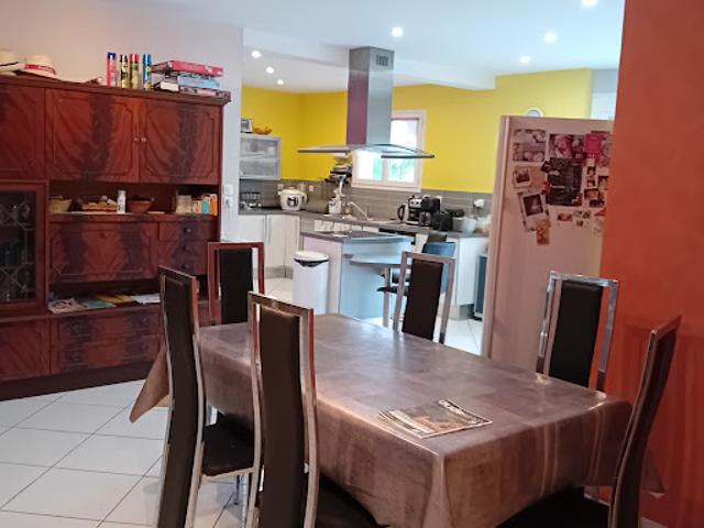 Vente Maison 7 pièces 199 m2 Saint Martin le Vieil