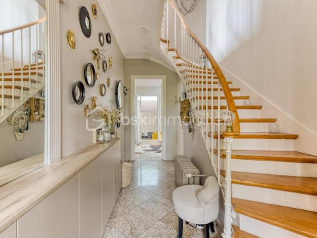 Vente Maison 7 pièces 190 m2 Le Raincy