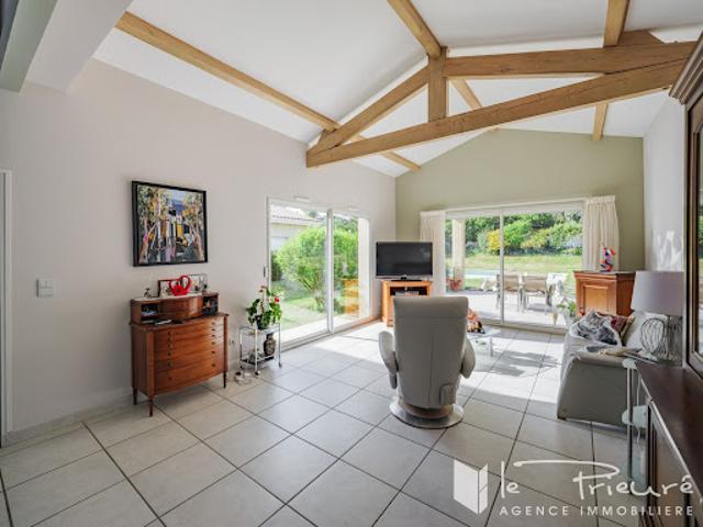 Vente Maison 7 pièces 187 m2 Puygouzon