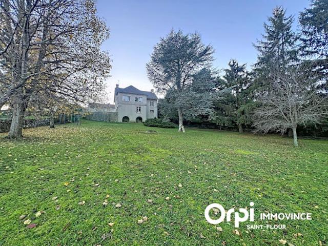 Vente Maison 7 pièces 190 m2 Saint Flour