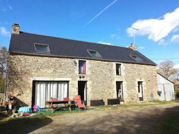 Vente Maison 7 pièces 190 m2 Saint Gorgon