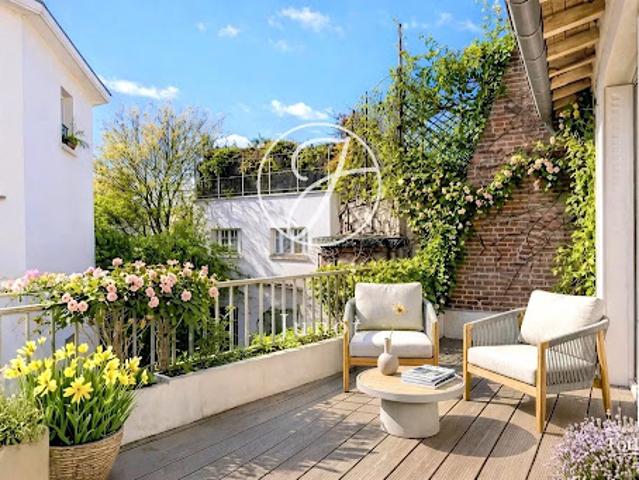 Vente Maison 7 pièces 190.26 m2 Paris 18ème