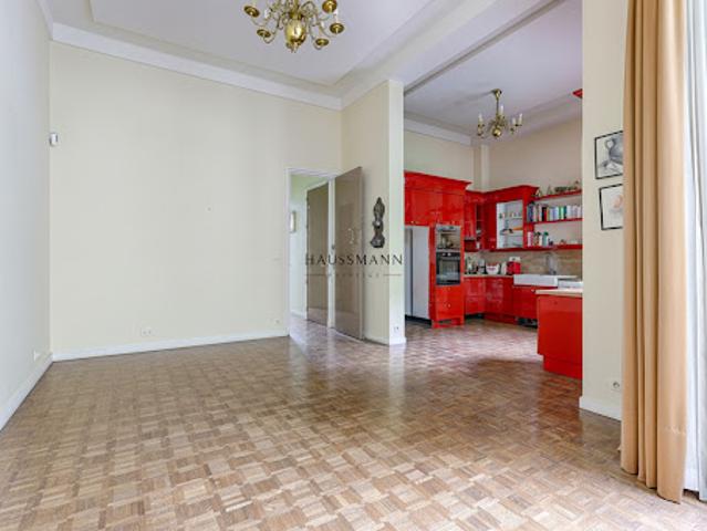 Vente Maison 7 pièces 190.3 m2 Paris 18ème