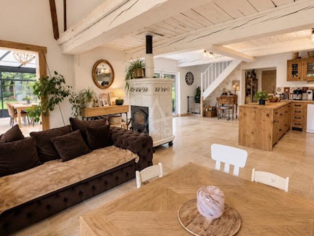 Vente Maison 7 pièces 191 m2 Orbec