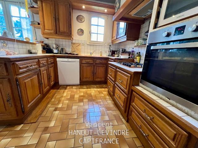 Vente Maison 7 pièces 191 m2 Châteauneuf sur Sarthe