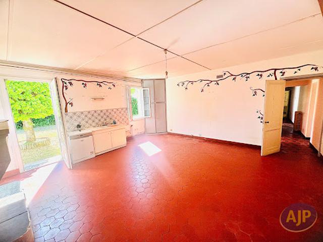 Vente Maison 7 pièces 191.5 m2 Lalande de Pomerol