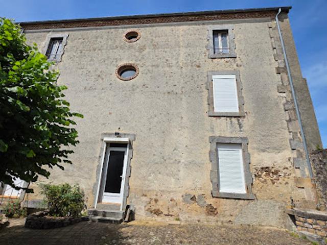 Vente Maison 7 pièces 192 m2 Magnac Laval