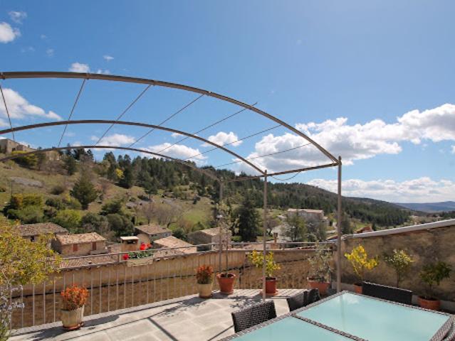 Vente Maison 7 pièces 192 m2 Aurel